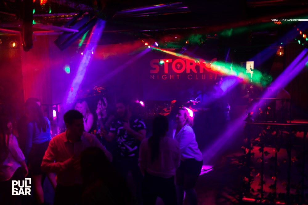 Storm club. Вечерний клуб. Новосибирский клуб шторм. Клуб шторм Омск.